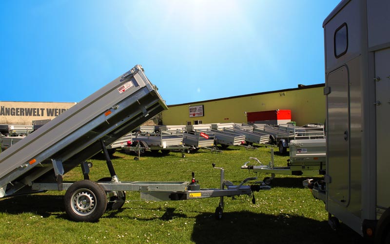 auto-anhaenger-weiden